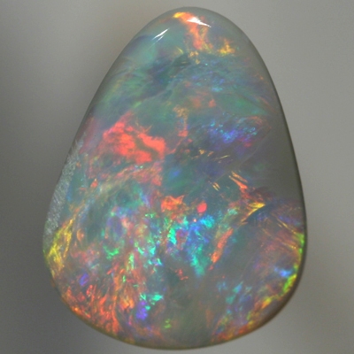 SOLID SEMI BLACK OPAL Bright red contrasts with turquoise